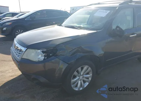 2011 Subaru Forester 2.5X Premium из США, поврежденный, VIN JF2SHBDC6BH744239